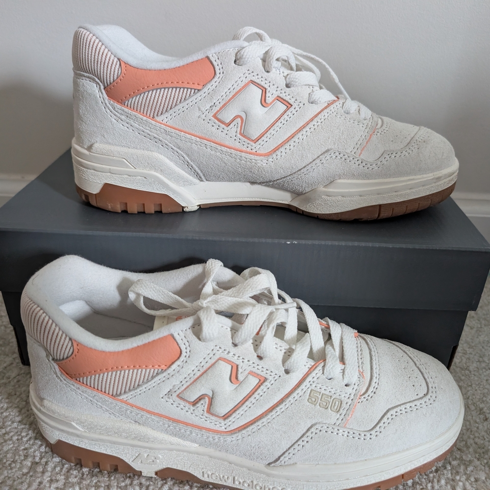 New Balance White and Pink Sneakers
